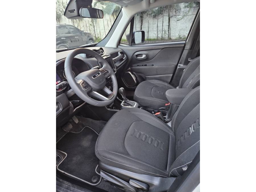 JEEP - RENEGADE - 2023/2024 - Branca - R$ 115.000,00