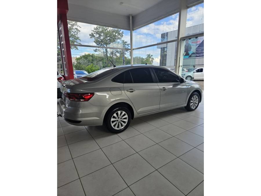 VOLKSWAGEN - VIRTUS - 2018/2019 - Prata - R$ 72.000,00