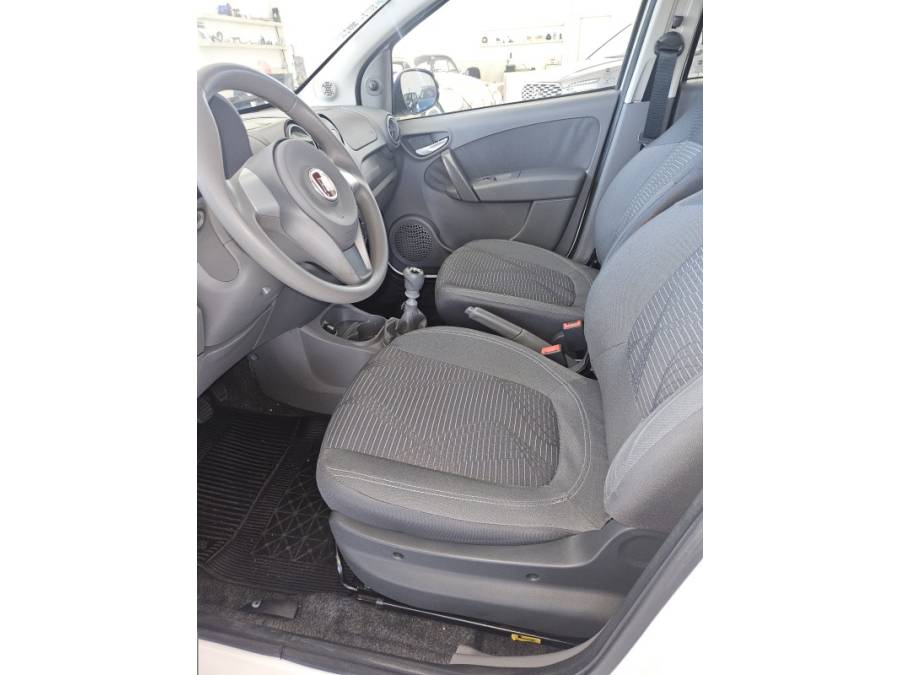 FIAT - PALIO - 2013/2013 - Branca - R$ 38.000,00