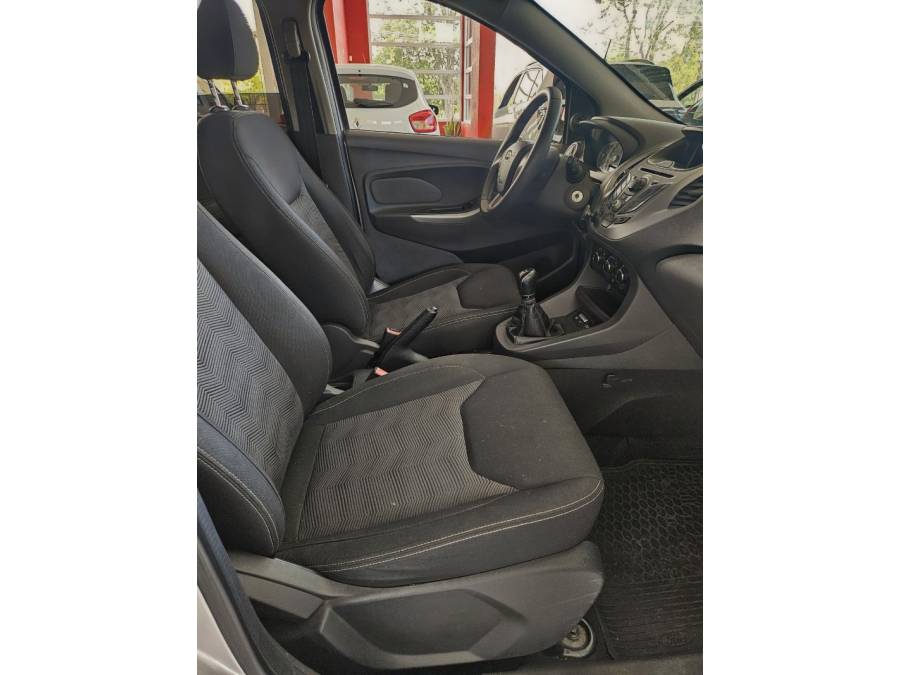 FORD - KA - 2017/2018 - Prata - R$ 50.000,00