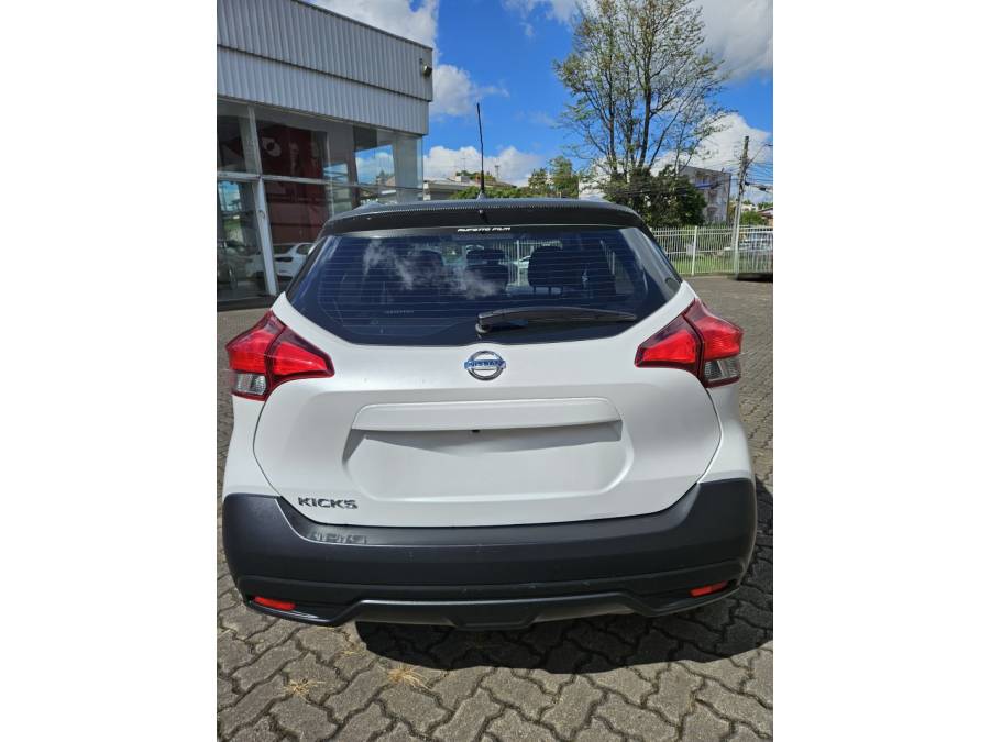 NISSAN - KICKS - 2019/2020 - Branca - R$ 85.000,00