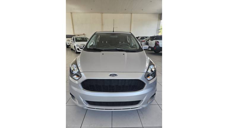 FORD - KA - 2017/2018 - Prata - R$ 50.000,00
