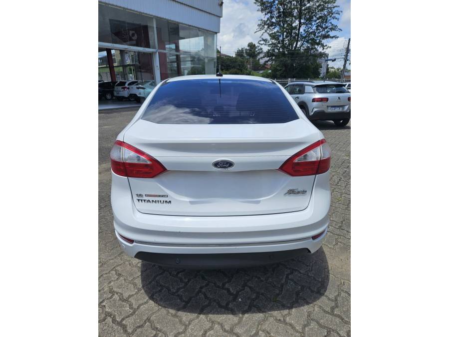 FORD - FIESTA - 2014/2014 - Branca - R$ 47.000,00