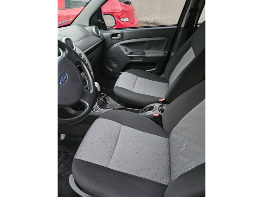 FORD - FIESTA - 2011/2011 - Preta - R$ 33.900,00