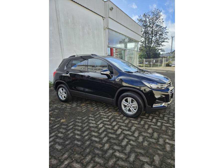 CHEVROLET - TRACKER - 2017/2018 - Preta - R$ 84.000,00