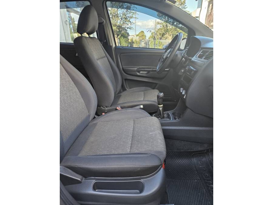 VOLKSWAGEN - FOX - 2012/2013 - Branca - R$ 39.000,00