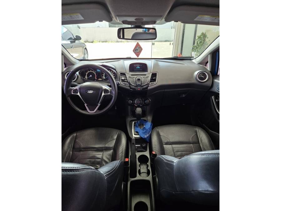 FORD - FIESTA - 2015/2015 - Azul - R$ 48.000,00
