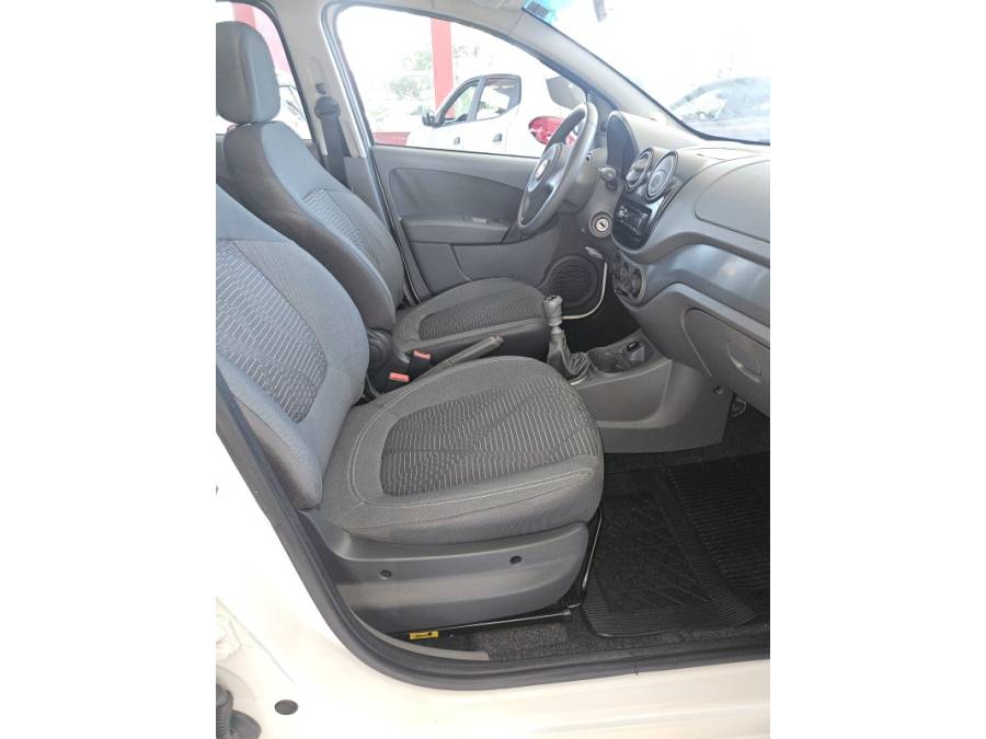 FIAT - PALIO - 2013/2013 - Branca - R$ 38.000,00