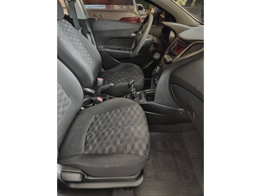 HYUNDAI - HB20 - 2017/2017 - Prata - R$ 56.500,00