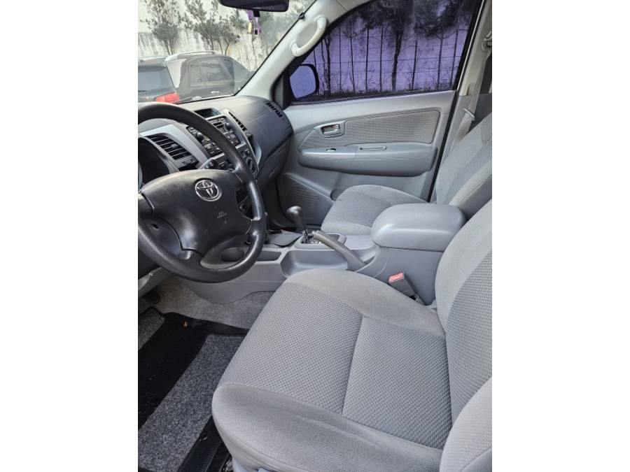 TOYOTA - HILUX - 2007/2008 - Branca - R$ 115.000,00