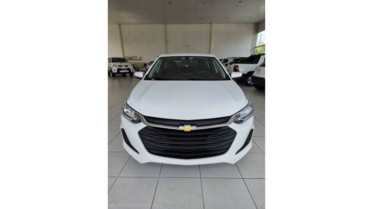 CHEVROLET - ONIX - 2022/2023 - Branca - Sob Consulta