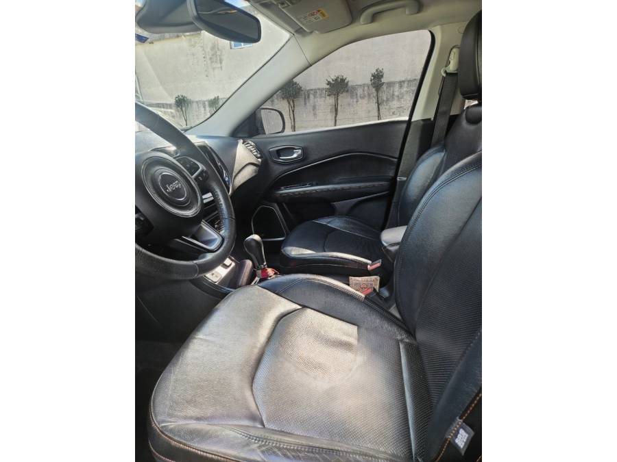 JEEP - COMPASS - 2018/2019 - Preta - R$ 105.000,00