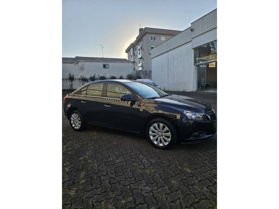 CHEVROLET - CRUZE - 2012/2012 - Azul - R$ 53.000,00