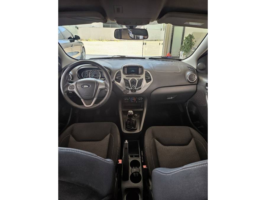 FORD - KA - 2017/2018 - Prata - R$ 50.000,00