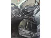 FORD - FOCUS - 2017/2018 - Prata - R$ 64.000,00