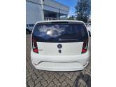 VOLKSWAGEN - UP - 2017/2018 - Branca - R$ 54.000,00