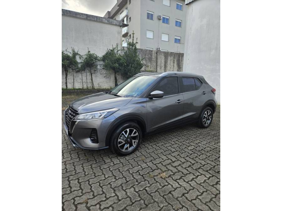 NISSAN - KICKS - 2022/2022 - Cinza - R$ 103.000,00