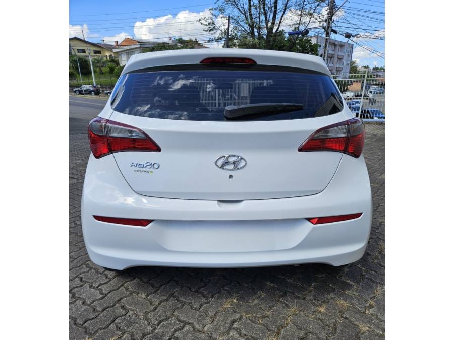 HYUNDAI - HB20 - 2018/2019 - Branca - R$ 55.000,00