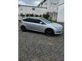 FORD - FOCUS - 2015/2016 - Prata - R$ 56.500,00