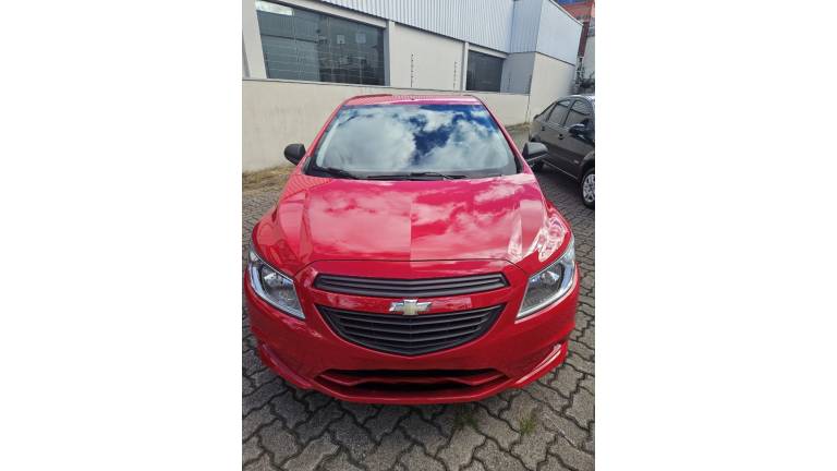 CHEVROLET - ONIX - 2015/2015 - Vermelha - R$ 43.000,00