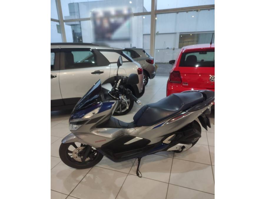 HONDA - PCX - 2020/2021 - Prata - R$ 18.500,00