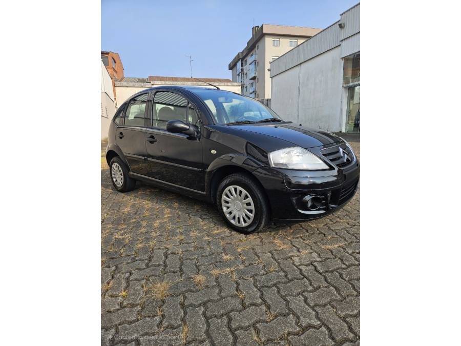 CITROËN - C3 - 2009/2010 - Preta - R$ 23.500,00