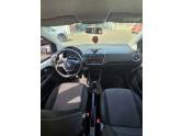 VOLKSWAGEN - UP - 2017/2018 - Branca - R$ 54.000,00