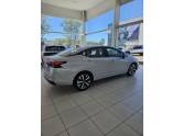 NISSAN - VERSA - 2020/2021 - Prata - R$ 85.000,00