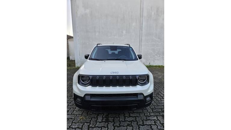 JEEP - RENEGADE - 2023/2024 - Branca - R$ 115.000,00